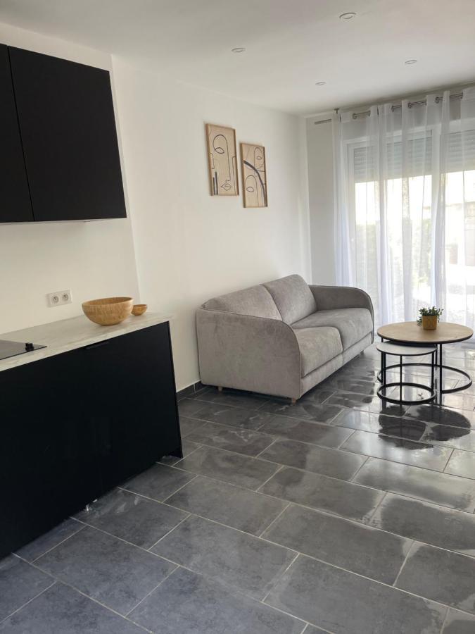 Studio Tout Confort, Au Pied De Toute Commodite, 2 Apartment Créteil Exterior foto